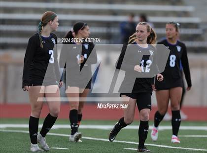 Thumbnail 2 in Arvada West @ Grandview (CHSAA 5A Second Round) photogallery.