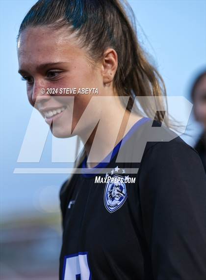 Thumbnail 2 in Arvada West @ Grandview (CHSAA 5A Second Round) photogallery.