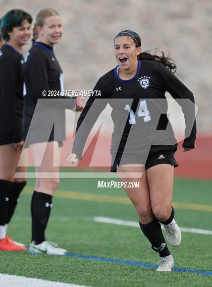 Thumbnail 2 in Arvada West @ Grandview (CHSAA 5A Second Round) photogallery.