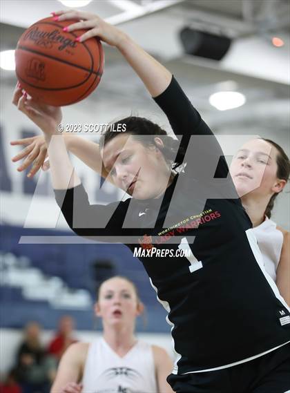 Thumbnail 2 in Amanda-Clearcreek vs Worthington Christian (Scrimmage) photogallery.