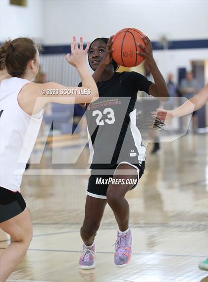 Thumbnail 3 in Amanda-Clearcreek vs Worthington Christian (Scrimmage) photogallery.