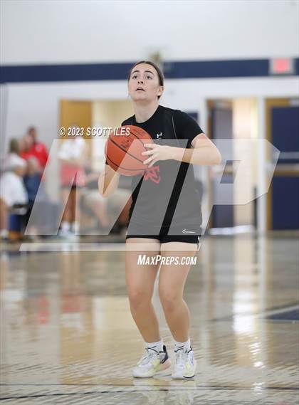 Thumbnail 2 in Amanda-Clearcreek vs Worthington Christian (Scrimmage) photogallery.