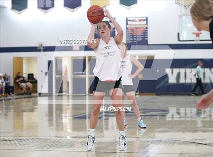 Thumbnail 3 in Amanda-Clearcreek vs Worthington Christian (Scrimmage) photogallery.