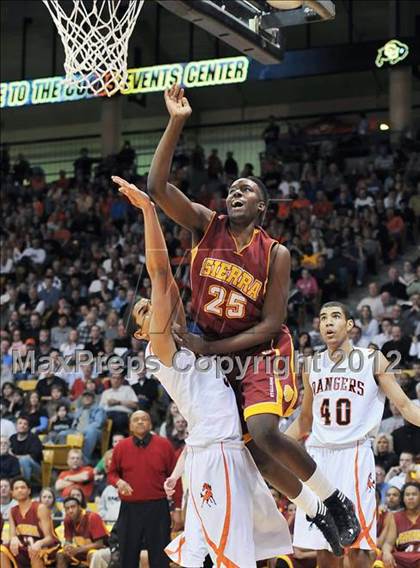Thumbnail 3 in Lewis-Palmer vs. Sierra (CHSAA 4A Final) photogallery.