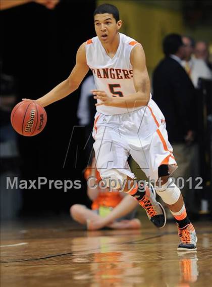 Thumbnail 2 in Lewis-Palmer vs. Sierra (CHSAA 4A Final) photogallery.