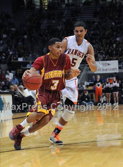 Thumbnail 1 in Lewis-Palmer vs. Sierra (CHSAA 4A Final) photogallery.