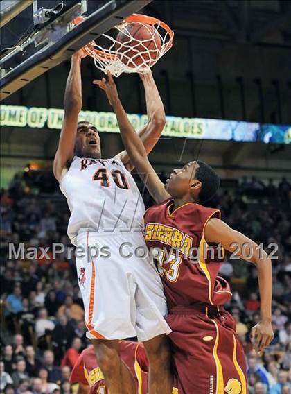Thumbnail 3 in Lewis-Palmer vs. Sierra (CHSAA 4A Final) photogallery.