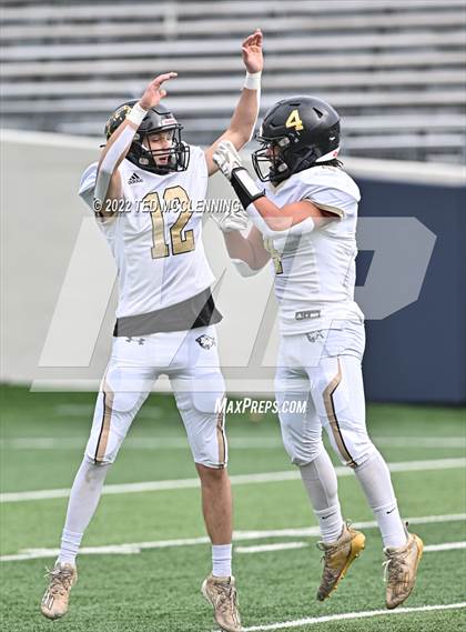 Thumbnail 2 in Hazen vs. Carlisle (AAA 2A State Final) photogallery.
