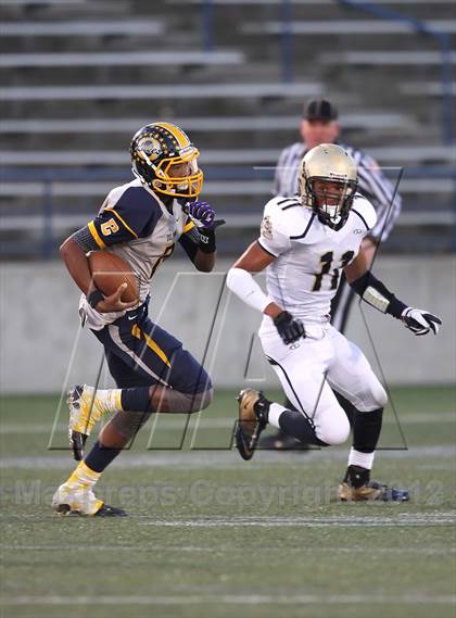 Thumbnail 1 in Hylton vs. Ocean Lakes (VHSL 3A D6 Semifinal) photogallery.