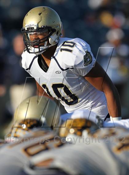 Thumbnail 1 in Hylton vs. Ocean Lakes (VHSL 3A D6 Semifinal) photogallery.