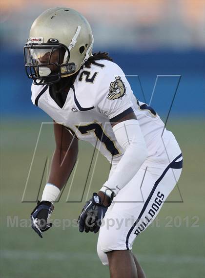 Thumbnail 1 in Hylton vs. Ocean Lakes (VHSL 3A D6 Semifinal) photogallery.