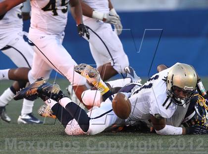Thumbnail 1 in Hylton vs. Ocean Lakes (VHSL 3A D6 Semifinal) photogallery.