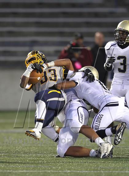 Thumbnail 3 in Hylton vs. Ocean Lakes (VHSL 3A D6 Semifinal) photogallery.
