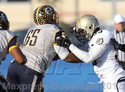 Thumbnail 2 in Hylton vs. Ocean Lakes (VHSL 3A D6 Semifinal) photogallery.