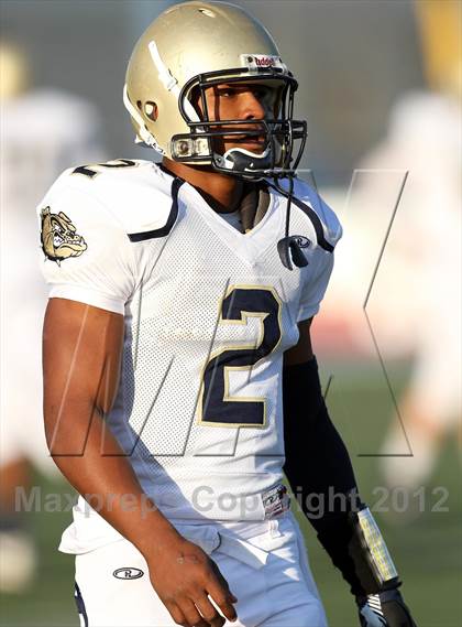 Thumbnail 3 in Hylton vs. Ocean Lakes (VHSL 3A D6 Semifinal) photogallery.