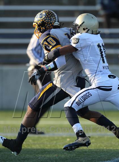 Thumbnail 3 in Hylton vs. Ocean Lakes (VHSL 3A D6 Semifinal) photogallery.
