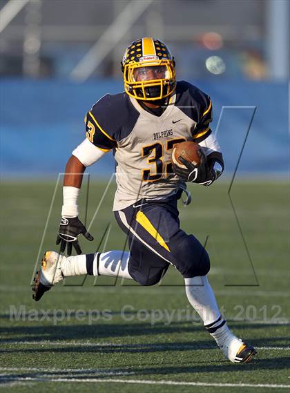 Thumbnail 3 in Hylton vs. Ocean Lakes (VHSL 3A D6 Semifinal) photogallery.
