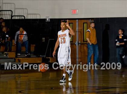 Thumbnail 2 in Dobie vs. Crosby (McDonalds Texas Invitational) photogallery.