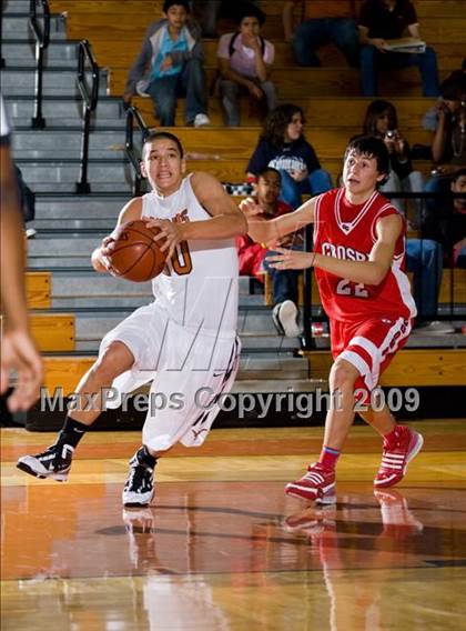 Thumbnail 2 in Dobie vs. Crosby (McDonalds Texas Invitational) photogallery.