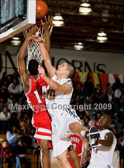 Thumbnail 2 in Dobie vs. Crosby (McDonalds Texas Invitational) photogallery.