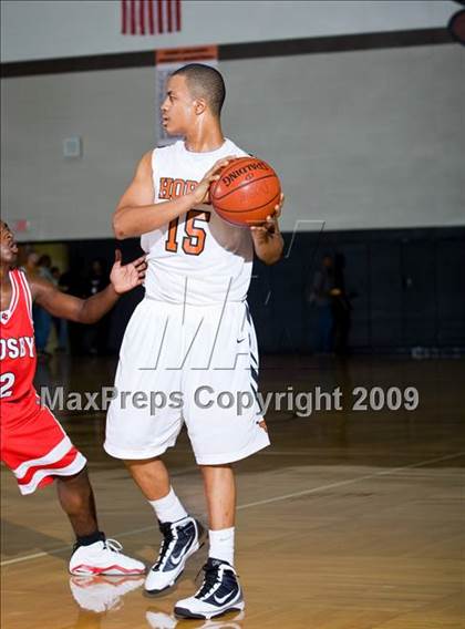 Thumbnail 2 in Dobie vs. Crosby (McDonalds Texas Invitational) photogallery.