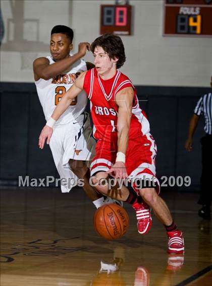 Thumbnail 2 in Dobie vs. Crosby (McDonalds Texas Invitational) photogallery.