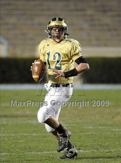 Thumbnail 2 in South Johnston vs. South Point (NCHSAA 3AA Final) photogallery.