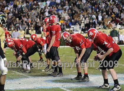 Thumbnail 3 in South Johnston vs. South Point (NCHSAA 3AA Final) photogallery.