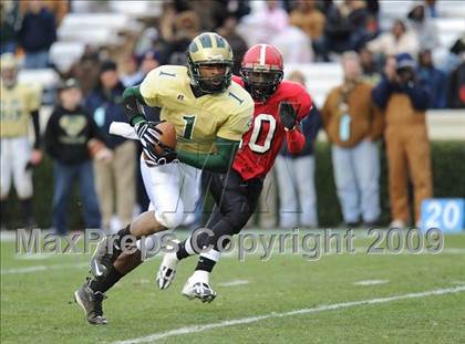Thumbnail 1 in South Johnston vs. South Point (NCHSAA 3AA Final) photogallery.