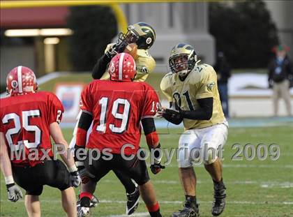 Thumbnail 3 in South Johnston vs. South Point (NCHSAA 3AA Final) photogallery.