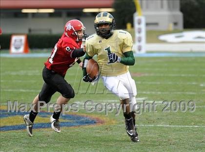 Thumbnail 1 in South Johnston vs. South Point (NCHSAA 3AA Final) photogallery.