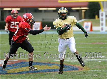 Thumbnail 1 in South Johnston vs. South Point (NCHSAA 3AA Final) photogallery.