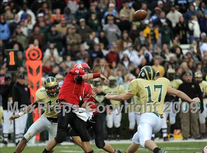 Thumbnail 2 in South Johnston vs. South Point (NCHSAA 3AA Final) photogallery.