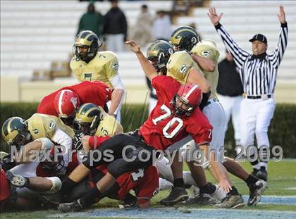 Thumbnail 3 in South Johnston vs. South Point (NCHSAA 3AA Final) photogallery.