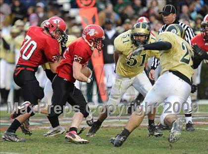 Thumbnail 3 in South Johnston vs. South Point (NCHSAA 3AA Final) photogallery.