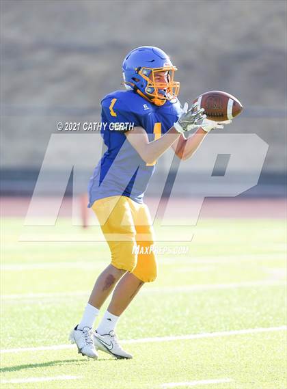Thumbnail 2 in Freedom @ Foothill photogallery.