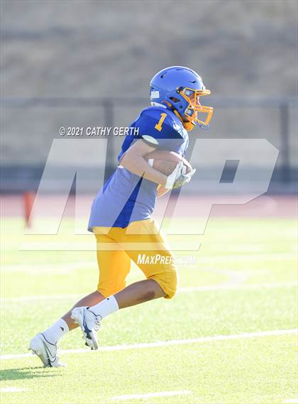 Thumbnail 1 in Freedom @ Foothill photogallery.