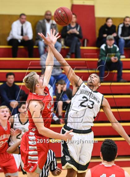 Thumbnail 1 in Redwood vs Concord (Rose City Classic) photogallery.