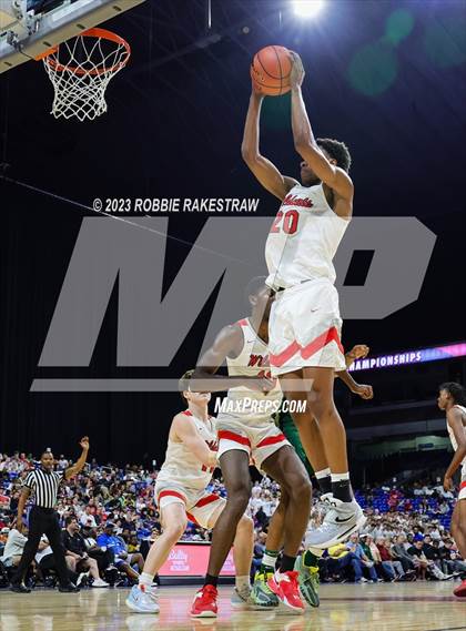 Thumbnail 2 in Lake Highlands vs. DeSoto (UIL 6A Basketball State Semifinal) photogallery.