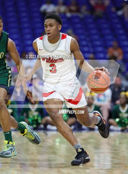 Thumbnail 2 in Lake Highlands vs. DeSoto (UIL 6A Basketball State Semifinal) photogallery.