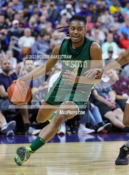 Thumbnail 1 in Lake Highlands vs. DeSoto (UIL 6A Basketball State Semifinal) photogallery.