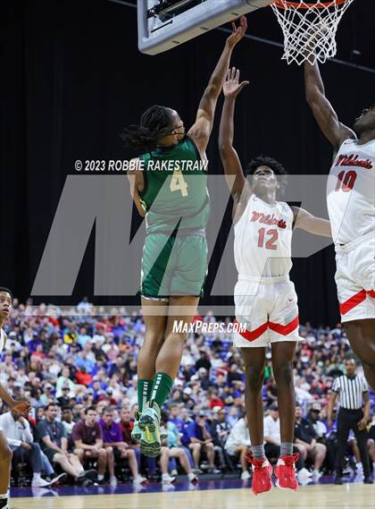 Thumbnail 3 in Lake Highlands vs. DeSoto (UIL 6A Basketball State Semifinal) photogallery.