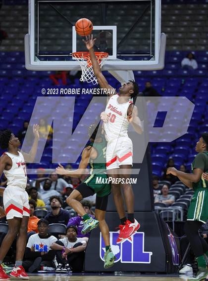 Thumbnail 3 in Lake Highlands vs. DeSoto (UIL 6A Basketball State Semifinal) photogallery.