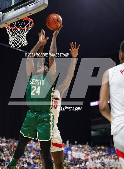 Thumbnail 1 in Lake Highlands vs. DeSoto (UIL 6A Basketball State Semifinal) photogallery.