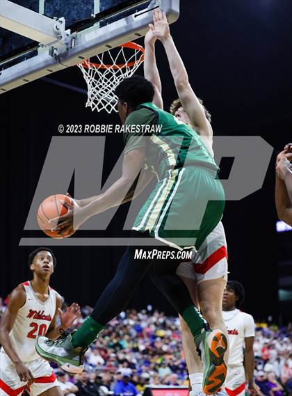 Thumbnail 1 in Lake Highlands vs. DeSoto (UIL 6A Basketball State Semifinal) photogallery.