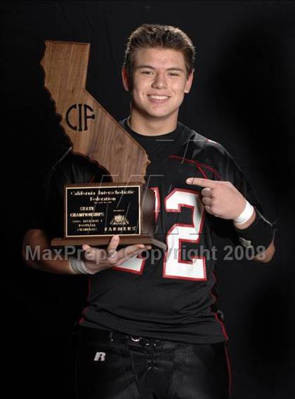 Thumbnail 1 in Centennial Award Photos (CIF State D1 Final) photogallery.