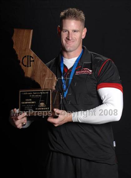 Thumbnail 2 in Centennial Award Photos (CIF State D1 Final) photogallery.