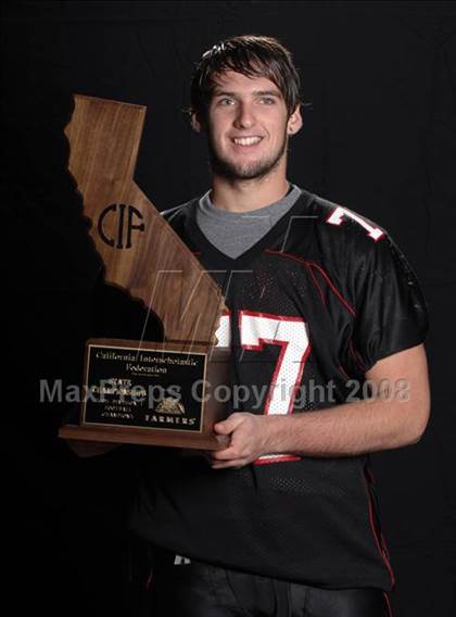 Thumbnail 1 in Centennial Award Photos (CIF State D1 Final) photogallery.