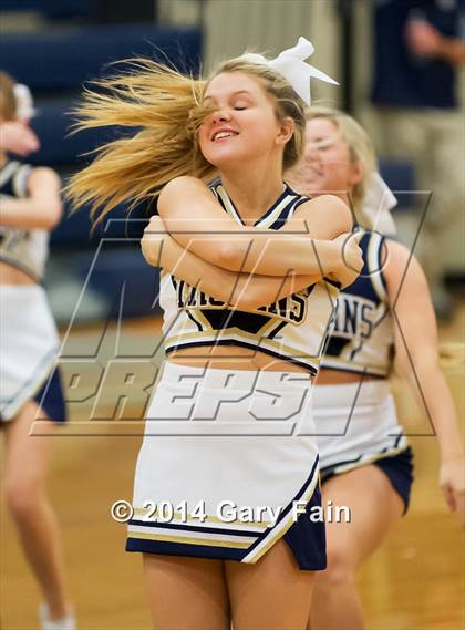 Thumbnail 2 in Notre Dame @ Soddy Daisy photogallery.