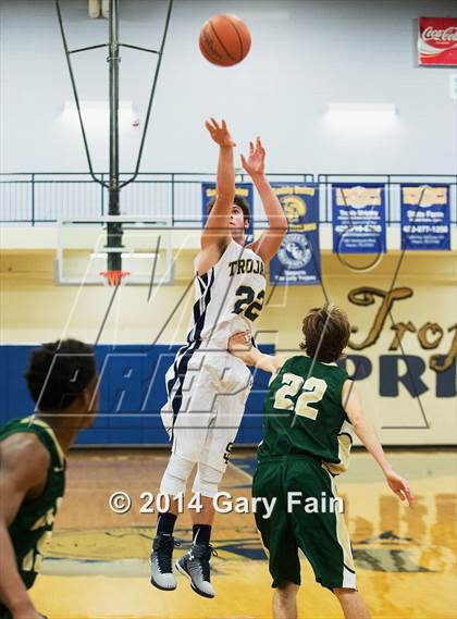 Thumbnail 2 in Notre Dame @ Soddy Daisy photogallery.